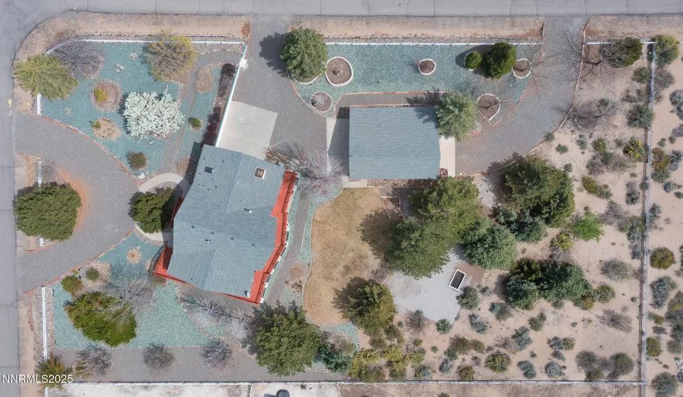 1595 Lindsay, Minden, Nevada 89423, 2 Bedrooms Bedrooms, ,3 BathroomsBathrooms,Residential,Residential,Lindsay,250054655