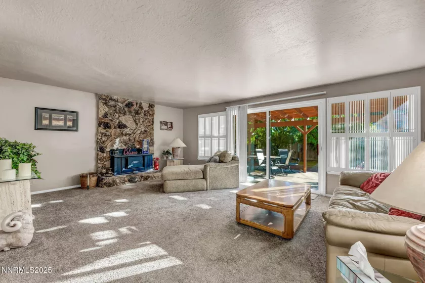 4390 Reggie, Reno, Nevada 89502, 4 Bedrooms Bedrooms, ,3 BathroomsBathrooms,Residential,Residential,Reggie,250054658