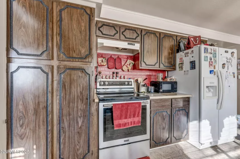 4390 Reggie, Reno, Nevada 89502, 4 Bedrooms Bedrooms, ,3 BathroomsBathrooms,Residential,Residential,Reggie,250054658