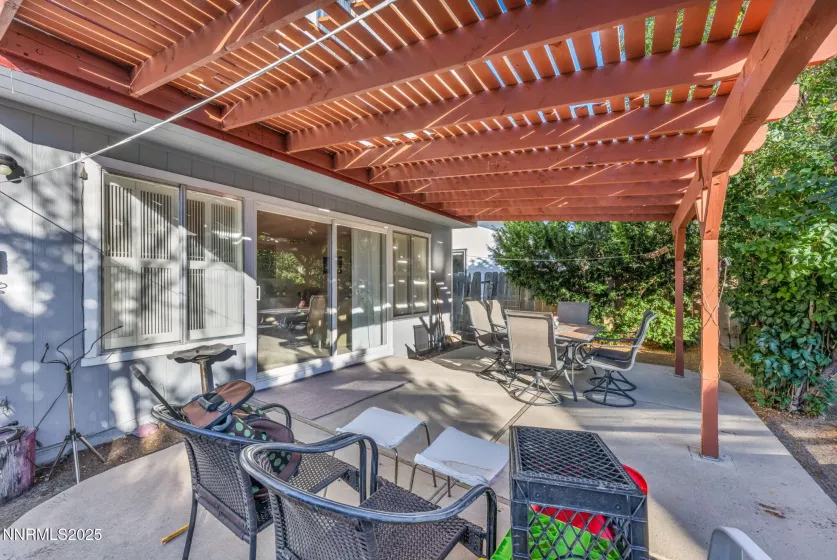 4390 Reggie, Reno, Nevada 89502, 4 Bedrooms Bedrooms, ,3 BathroomsBathrooms,Residential,Residential,Reggie,250054658