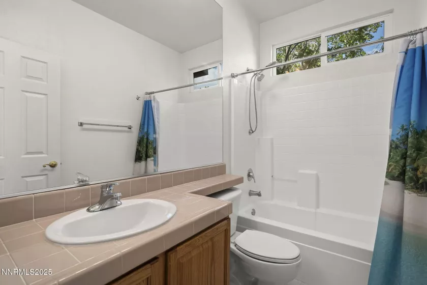 2608 Arrowsmith, Sparks, Nevada 89436, 4 Bedrooms Bedrooms, ,3 BathroomsBathrooms,Residential,Residential,Arrowsmith,250054659