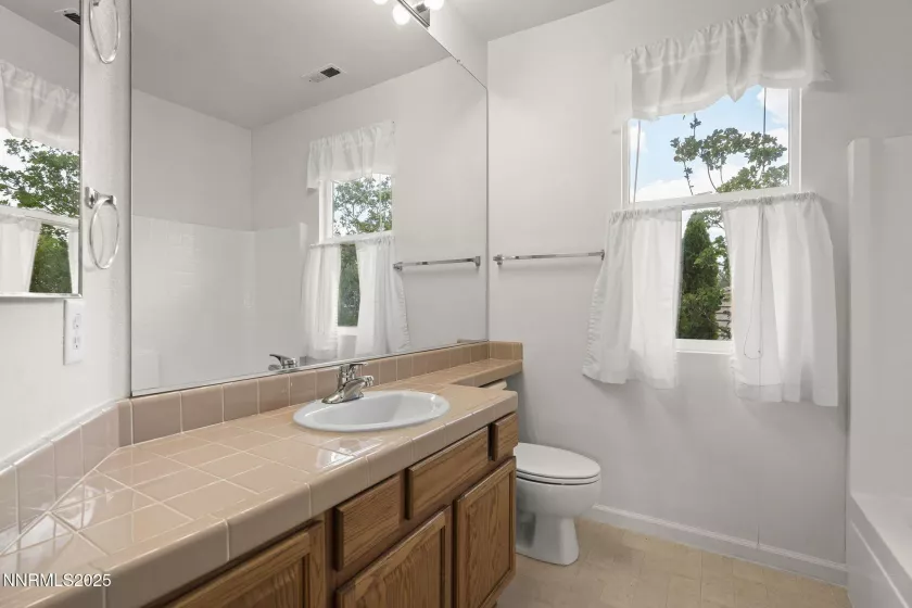 2608 Arrowsmith, Sparks, Nevada 89436, 4 Bedrooms Bedrooms, ,3 BathroomsBathrooms,Residential,Residential,Arrowsmith,250054659
