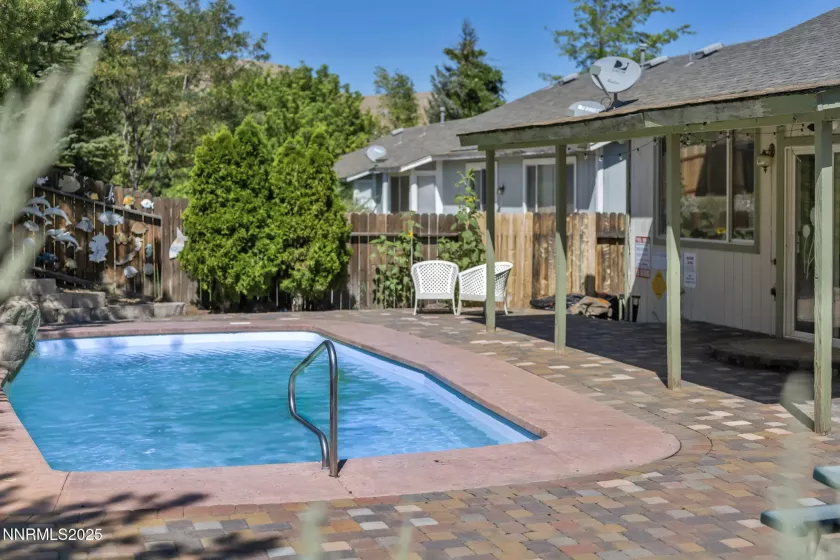 7930 Monterey Shores, Reno, Nevada 89506, 3 Bedrooms Bedrooms, ,2 BathroomsBathrooms,Residential,Residential,Monterey Shores,250054660