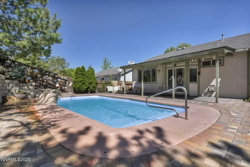 7930 Monterey Shores, Reno, Nevada 89506, 3 Bedrooms Bedrooms, ,2 BathroomsBathrooms,Residential,Residential,Monterey Shores,250054660