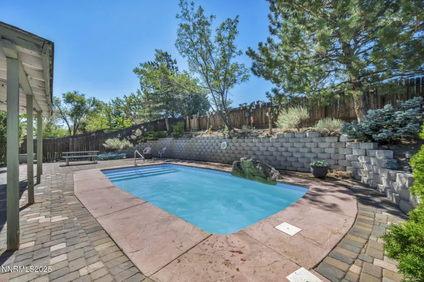 7930 Monterey Shores, Reno, Nevada 89506, 3 Bedrooms Bedrooms, ,2 BathroomsBathrooms,Residential,Residential,Monterey Shores,250054660
