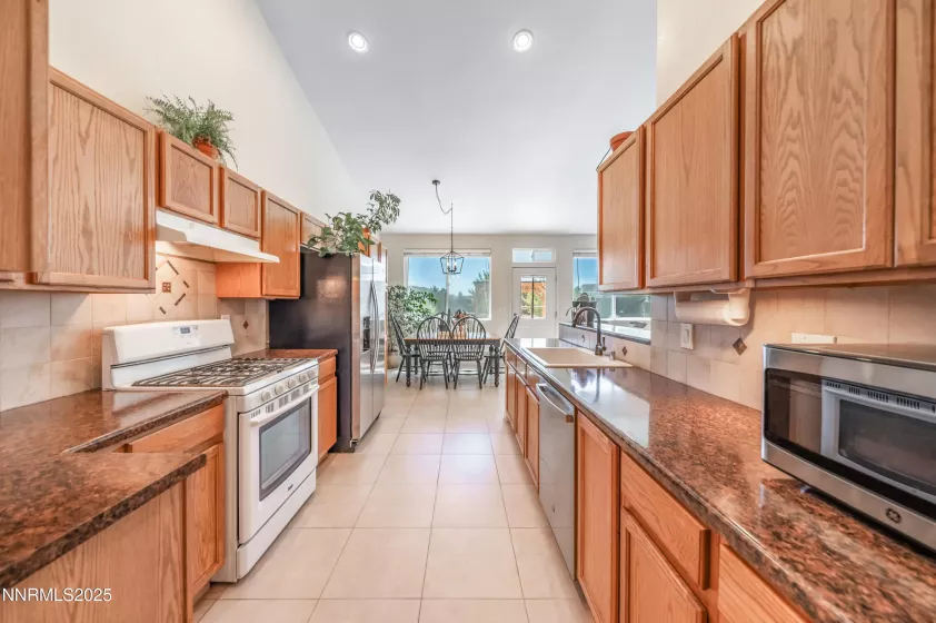 9561 Crystalline, Reno, Nevada 89506, 3 Bedrooms Bedrooms, ,2 BathroomsBathrooms,Residential,Residential,Crystalline,250054669
