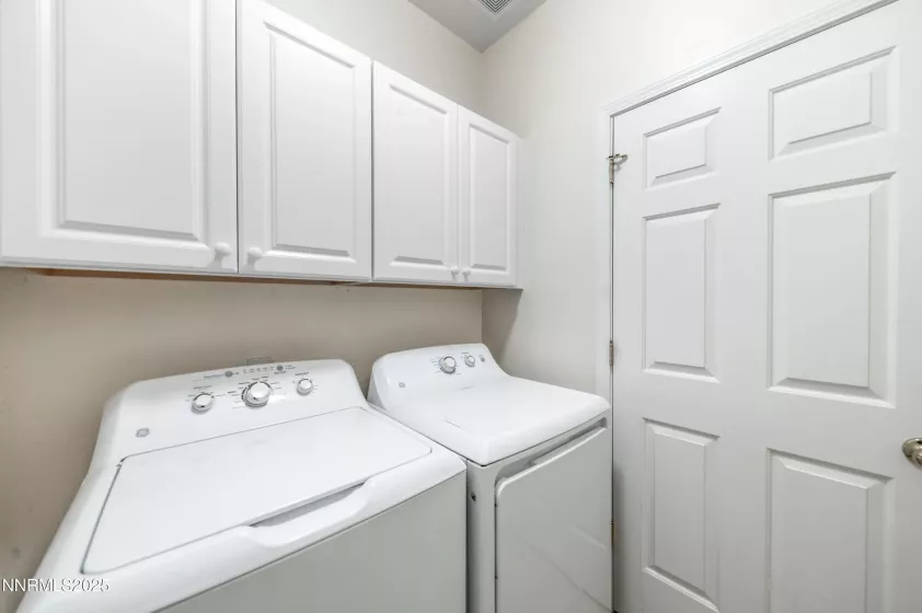 9561 Crystalline, Reno, Nevada 89506, 3 Bedrooms Bedrooms, ,2 BathroomsBathrooms,Residential,Residential,Crystalline,250054669