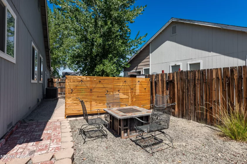 9561 Crystalline, Reno, Nevada 89506, 3 Bedrooms Bedrooms, ,2 BathroomsBathrooms,Residential,Residential,Crystalline,250054669