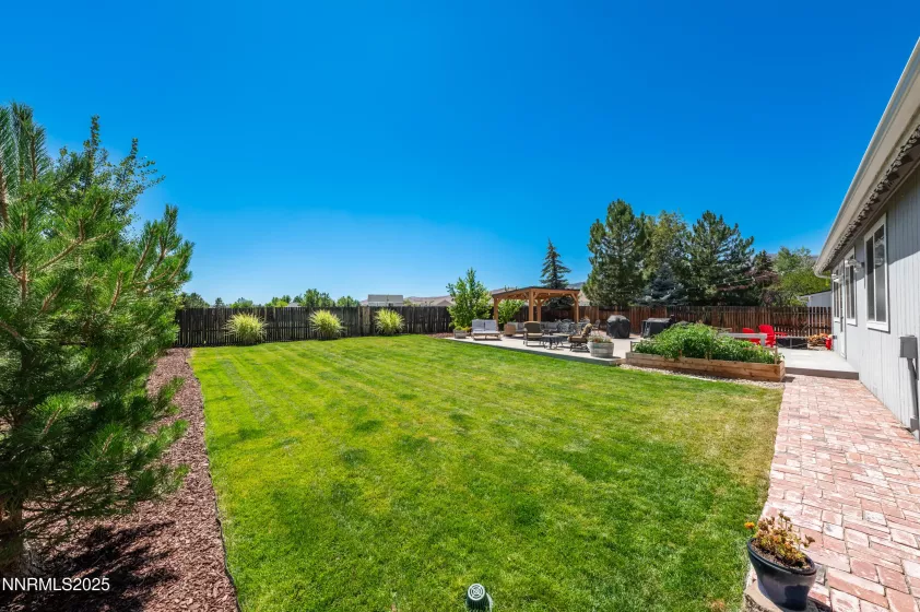 9561 Crystalline, Reno, Nevada 89506, 3 Bedrooms Bedrooms, ,2 BathroomsBathrooms,Residential,Residential,Crystalline,250054669