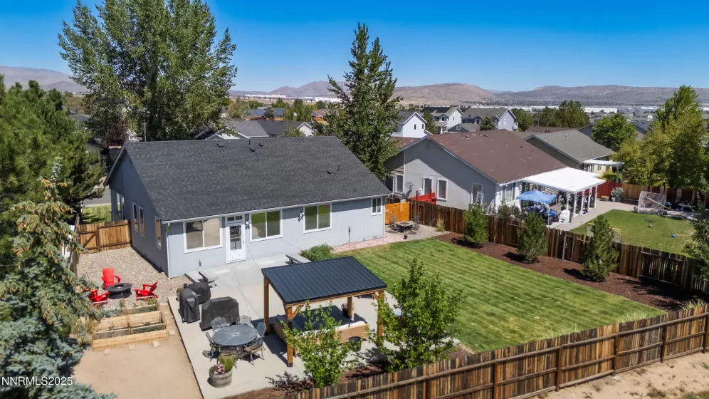 9561 Crystalline, Reno, Nevada 89506, 3 Bedrooms Bedrooms, ,2 BathroomsBathrooms,Residential,Residential,Crystalline,250054669