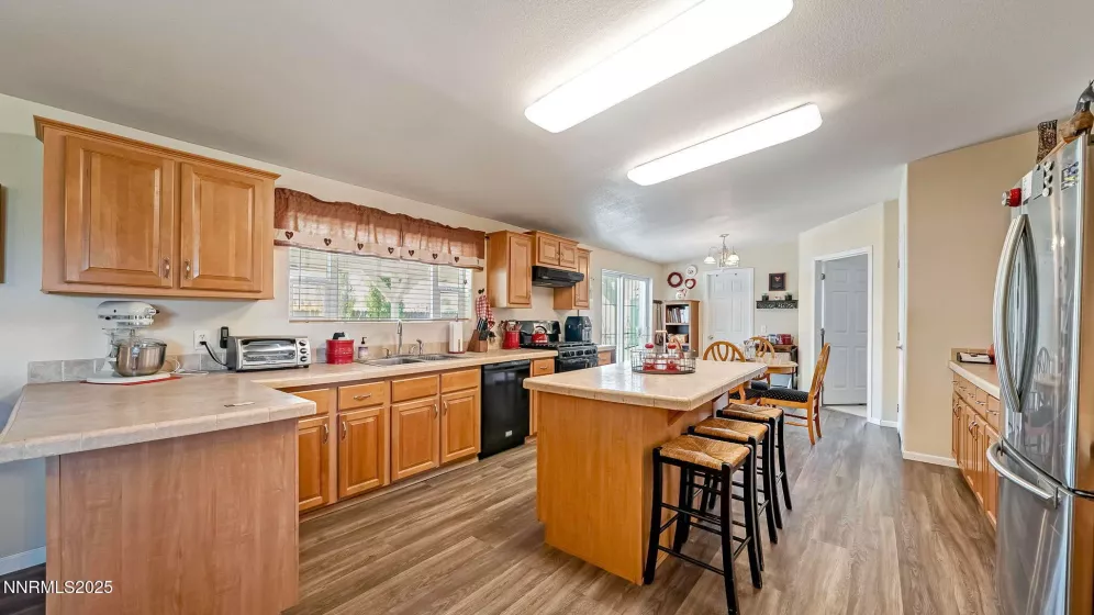 368 Rowan Gulch, Dayton, Nevada 89403, 3 Bedrooms Bedrooms, ,2 BathroomsBathrooms,Residential,Residential,Rowan Gulch,250054671