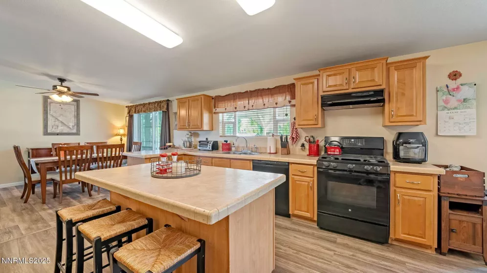 368 Rowan Gulch, Dayton, Nevada 89403, 3 Bedrooms Bedrooms, ,2 BathroomsBathrooms,Residential,Residential,Rowan Gulch,250054671