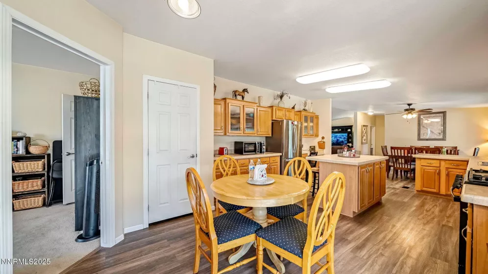 368 Rowan Gulch, Dayton, Nevada 89403, 3 Bedrooms Bedrooms, ,2 BathroomsBathrooms,Residential,Residential,Rowan Gulch,250054671