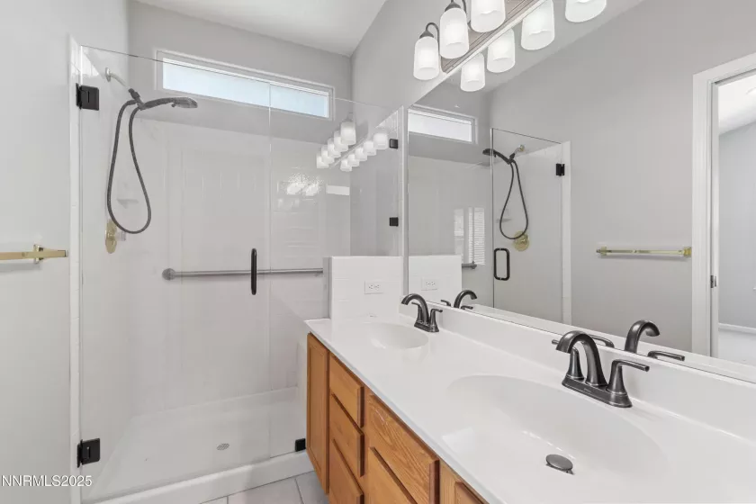 860 Caughlin, Reno, Nevada 89519, 2 Bedrooms Bedrooms, ,2 BathroomsBathrooms,Residential,Residential,Caughlin,250054672