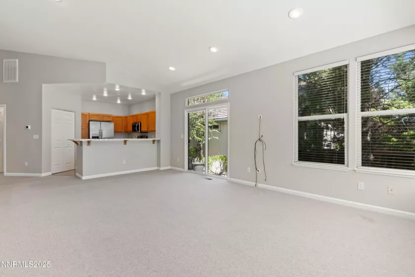 860 Caughlin, Reno, Nevada 89519, 2 Bedrooms Bedrooms, ,2 BathroomsBathrooms,Residential,Residential,Caughlin,250054672