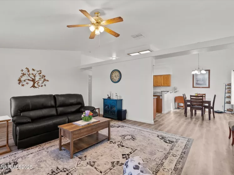 395 Beth, Fallon, Nevada 89406, 3 Bedrooms Bedrooms, ,2 BathroomsBathrooms,Residential,Residential,Beth,250054674
