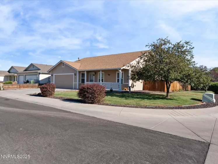395 Beth, Fallon, Nevada 89406, 3 Bedrooms Bedrooms, ,2 BathroomsBathrooms,Residential,Residential,Beth,250054674