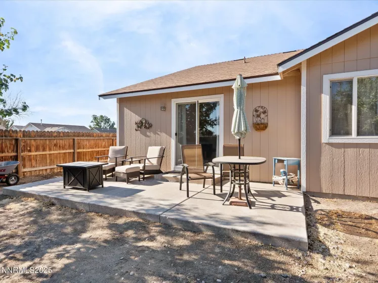 395 Beth, Fallon, Nevada 89406, 3 Bedrooms Bedrooms, ,2 BathroomsBathrooms,Residential,Residential,Beth,250054674