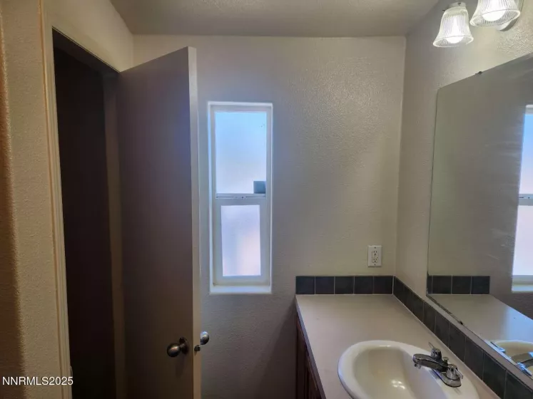 3185 4th, Silver Springs, Nevada 89429, 3 Bedrooms Bedrooms, ,2 BathroomsBathrooms,Residential,Residential,4th,250054678