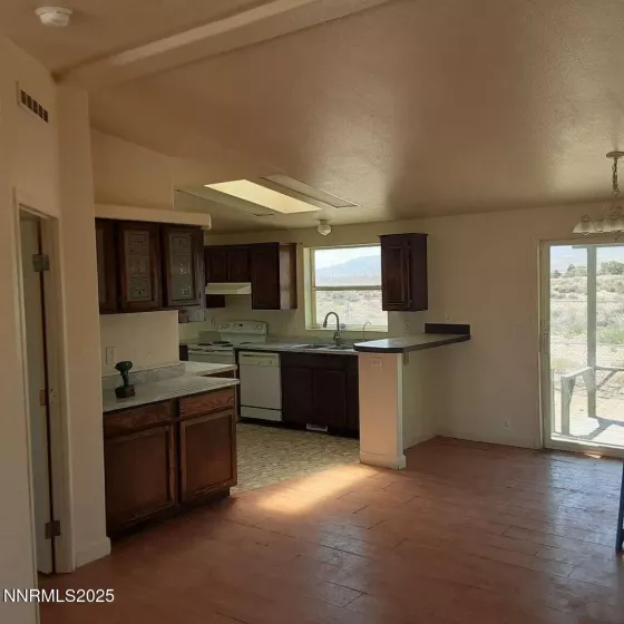 3185 4th, Silver Springs, Nevada 89429, 3 Bedrooms Bedrooms, ,2 BathroomsBathrooms,Residential,Residential,4th,250054678