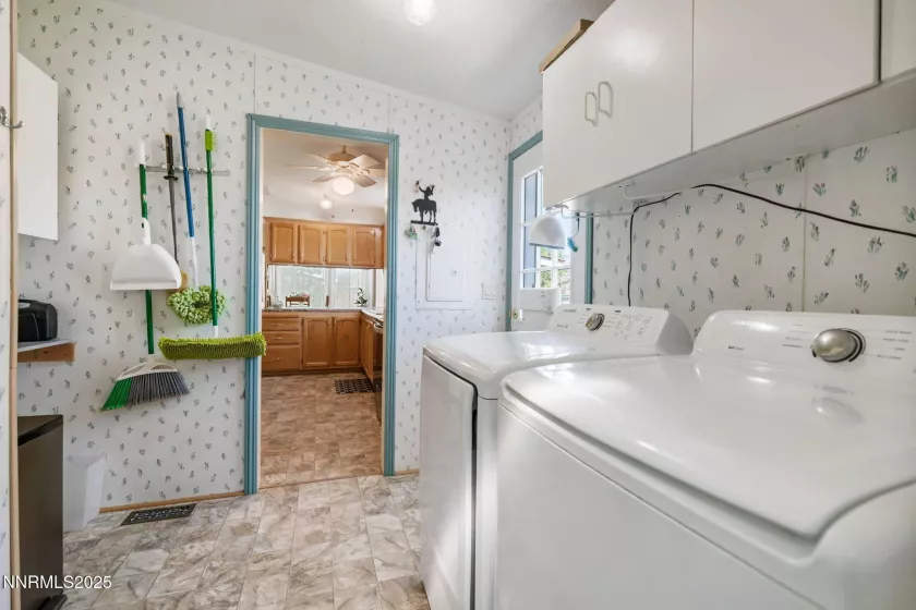 404 Cheryl, Stagecoach, Nevada 89429, 3 Bedrooms Bedrooms, ,2 BathroomsBathrooms,Residential,Residential,Cheryl,250054679