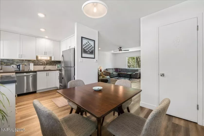 1945 4th, Sparks, Nevada 89431, 2 Bedrooms Bedrooms, ,1 BathroomBathrooms,Residential,Residential,4th,250054682