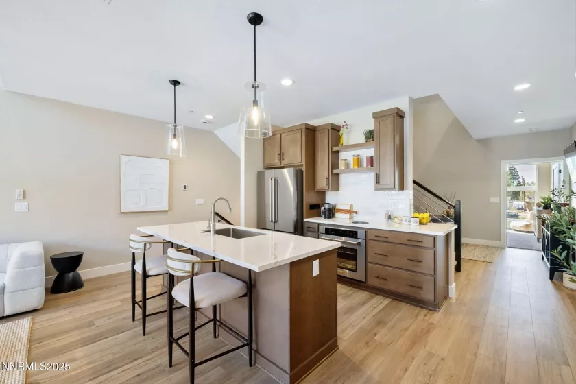 3826 Lakeside, Reno, Nevada 89509, 3 Bedrooms Bedrooms, ,4 BathroomsBathrooms,Residential,Residential,Lakeside,250054685