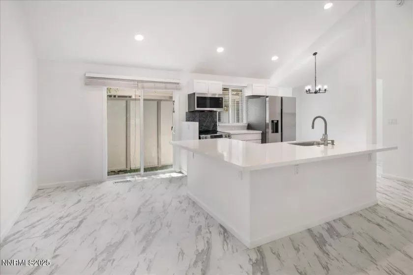 1175 Wagon Wheel, Reno, Nevada 89503, 2 Bedrooms Bedrooms, ,2 BathroomsBathrooms,Residential,Residential,Wagon Wheel,250054686
