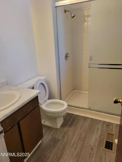 213 Sawyer, Sparks, Nevada 89431, 3 Bedrooms Bedrooms, ,2 BathroomsBathrooms,Residential,Residential,Sawyer,250054687
