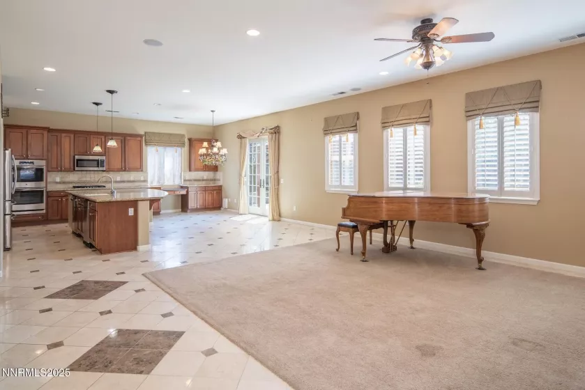 1215 Ebling, Sparks, Nevada 89436, 3 Bedrooms Bedrooms, ,3 BathroomsBathrooms,Residential,Residential,Ebling,250054688