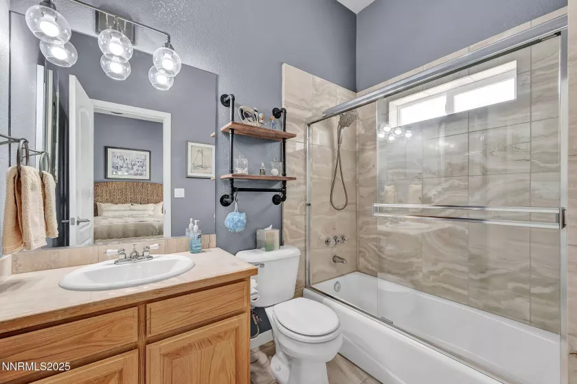 Bathroom 2 ensuite