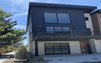 3834 Lakeside, Reno, Nevada 89509, 3 Bedrooms Bedrooms, ,4 BathroomsBathrooms,Residential,Residential,Lakeside,250054693