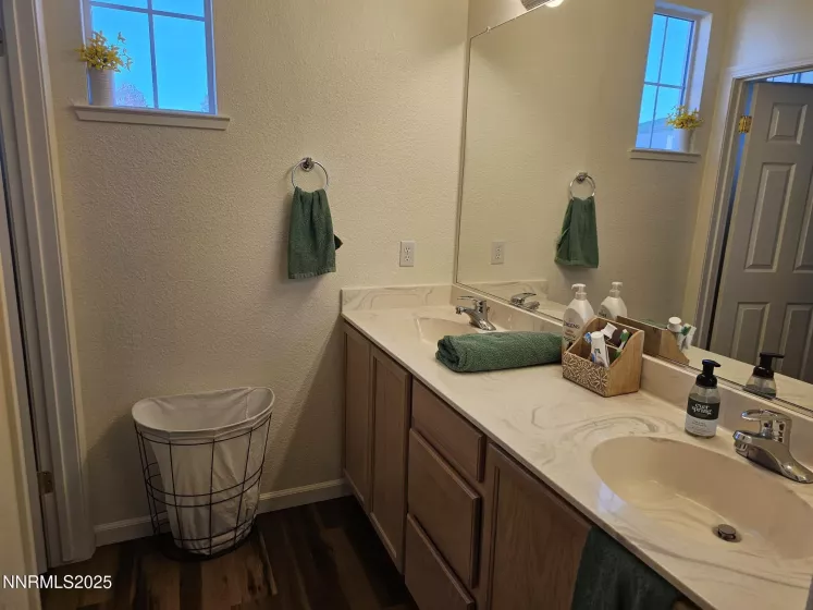 6090 Ingleston, Sparks, Nevada 89436, 2 Bedrooms Bedrooms, ,1 BathroomBathrooms,Residential,Residential,Ingleston,250054694