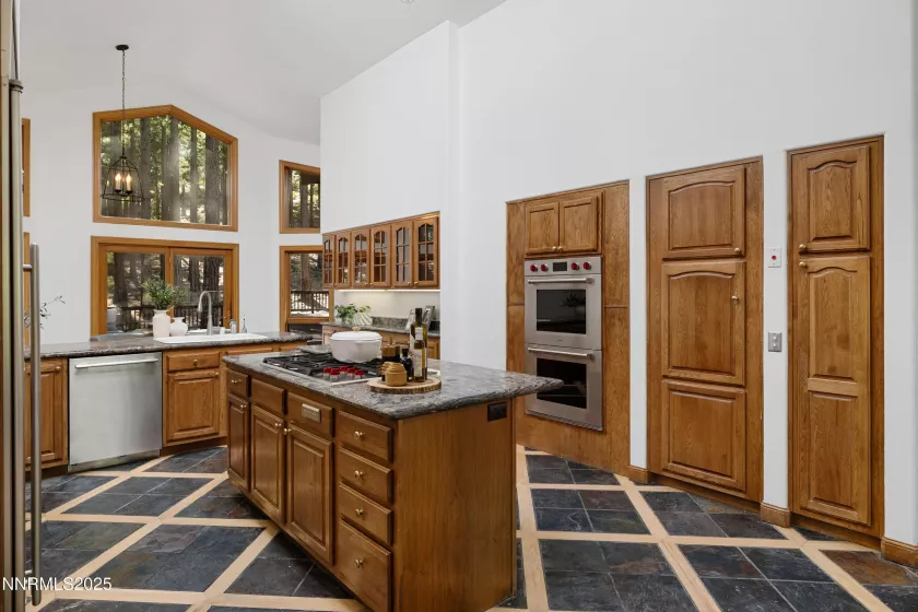 1745 Green Ash, Reno, Nevada 89511, 6 Bedrooms Bedrooms, ,7 BathroomsBathrooms,Residential,Residential,Green Ash,250054695