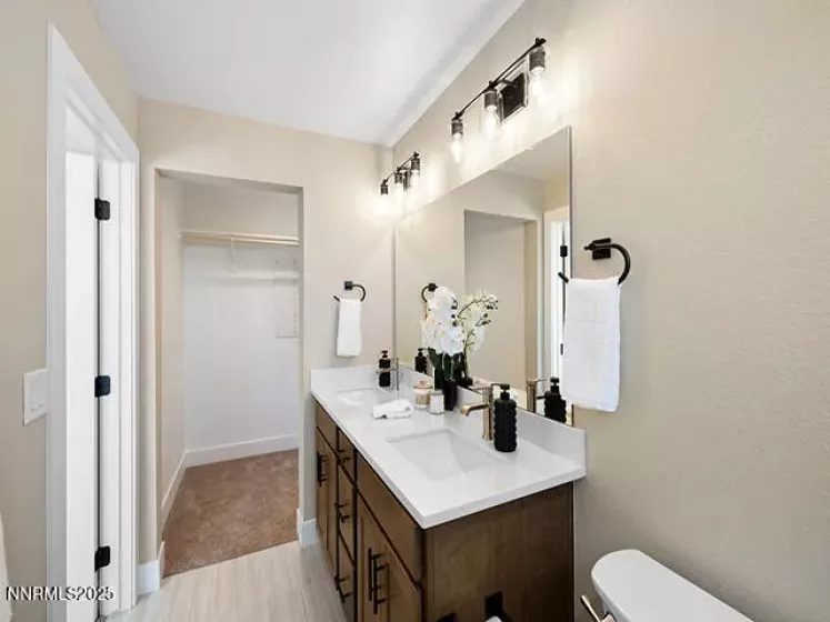 3830 Lakeside, Reno, Nevada 89509, 3 Bedrooms Bedrooms, ,4 BathroomsBathrooms,Residential,Residential,Lakeside,250054701