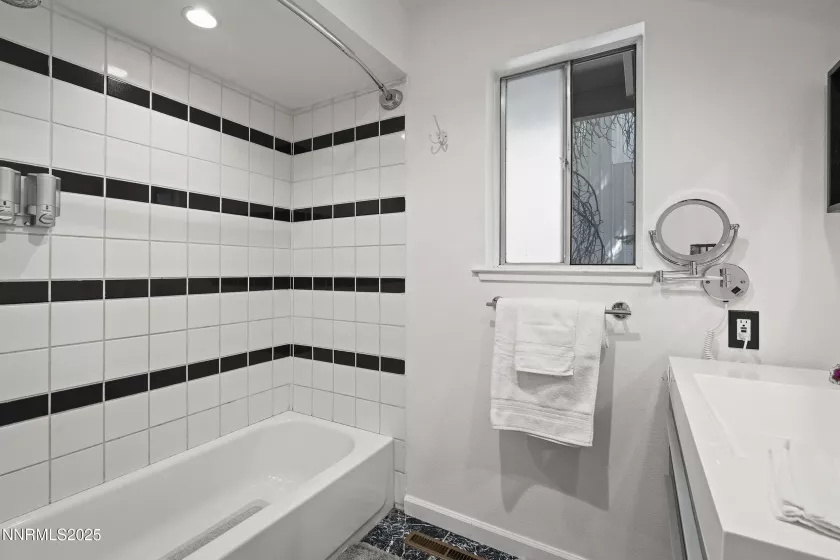870 Southwood, Incline Village, Nevada 89451, 2 Bedrooms Bedrooms, ,2 BathroomsBathrooms,Residential,Residential,Southwood,250054702