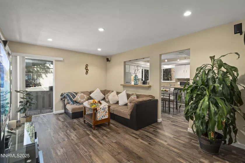 870 Southwood, Incline Village, Nevada 89451, 2 Bedrooms Bedrooms, ,2 BathroomsBathrooms,Residential,Residential,Southwood,250054702