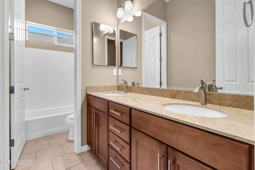 260 Horizon Ridge, Sparks, Nevada 89441, 3 Bedrooms Bedrooms, ,3 BathroomsBathrooms,Residential,Residential,Horizon Ridge,250054703