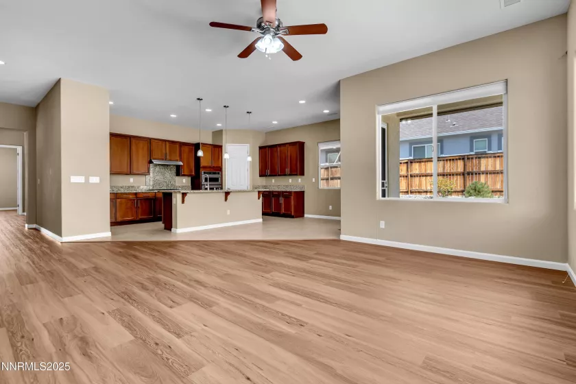 260 Horizon Ridge, Sparks, Nevada 89441, 3 Bedrooms Bedrooms, ,3 BathroomsBathrooms,Residential,Residential,Horizon Ridge,250054703