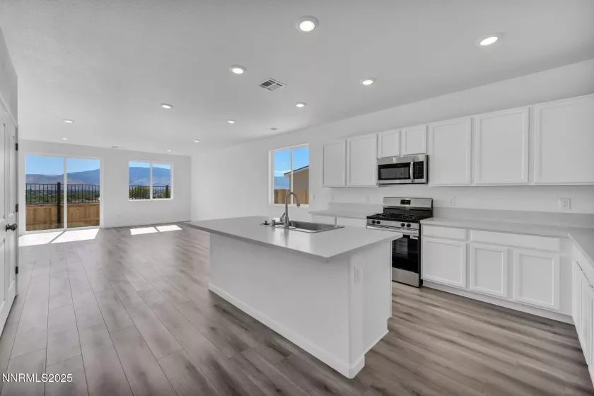 6529 Morgan Mill, Carson City, Nevada 89701, 3 Bedrooms Bedrooms, ,2 BathroomsBathrooms,Residential,Residential,Morgan Mill,250054704
