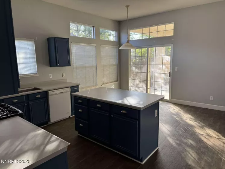 2750 Carriage Crest, Carson City, Nevada 89706, 3 Bedrooms Bedrooms, ,2 BathroomsBathrooms,Residential,Residential,Carriage Crest,250054707