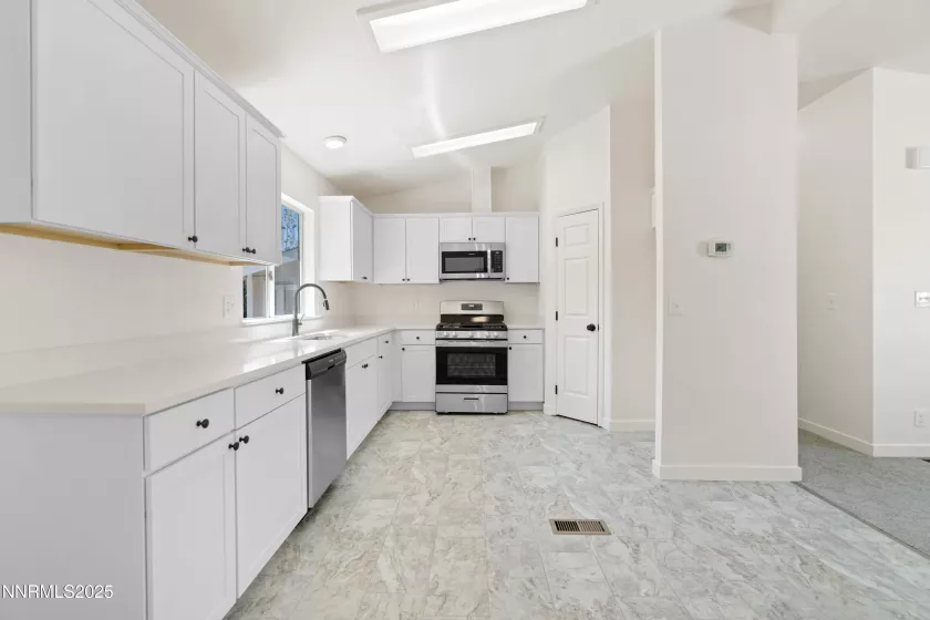 303 Rue De La Fauve, Sparks, Nevada 89434, 3 Bedrooms Bedrooms, ,2 BathroomsBathrooms,Residential,Residential,Rue De La Fauve,250054708