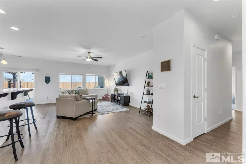 2212 Windrow, Fernley, Nevada 89408, 3 Bedrooms Bedrooms, ,2 BathroomsBathrooms,Residential,Residential,Windrow,250004992