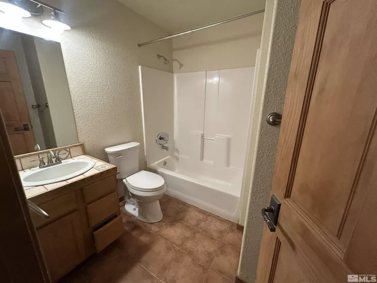 21410 Sazarac, Reno, Nevada 89521, 4 Bedrooms Bedrooms, ,3 BathroomsBathrooms,Residential,Residential,Sazarac,250003951