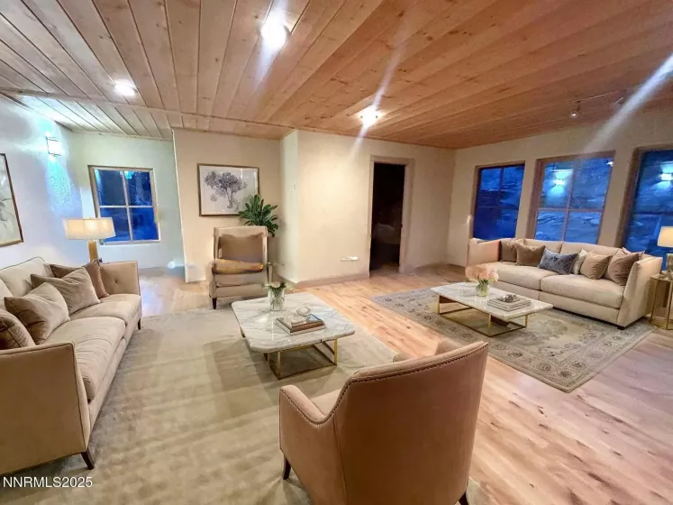 21410 Sazarac, Reno, Nevada 89521, 4 Bedrooms Bedrooms, ,3 BathroomsBathrooms,Residential,Residential,Sazarac,250003951