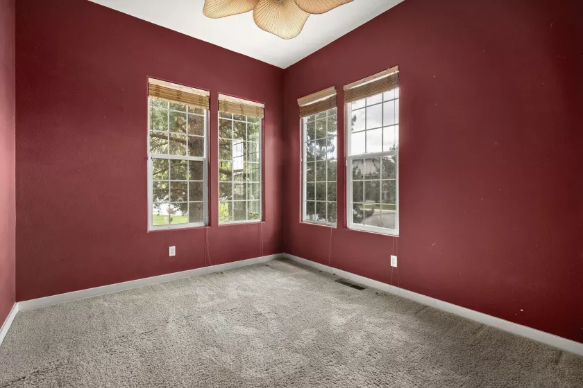 1196 Turnberry, Sparks, Nevada 89436, 3 Bedrooms Bedrooms, ,2 BathroomsBathrooms,Residential,Residential,Turnberry,250050008