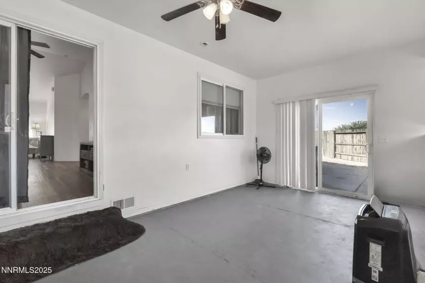 983 Woodhaven, Fallon, Nevada 89406, 3 Bedrooms Bedrooms, ,2 BathroomsBathrooms,Residential,Residential,Woodhaven,250053526