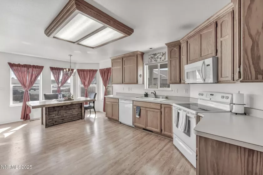 983 Woodhaven, Fallon, Nevada 89406, 3 Bedrooms Bedrooms, ,2 BathroomsBathrooms,Residential,Residential,Woodhaven,250053526