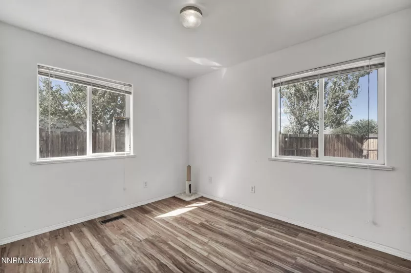 983 Woodhaven, Fallon, Nevada 89406, 3 Bedrooms Bedrooms, ,2 BathroomsBathrooms,Residential,Residential,Woodhaven,250053526