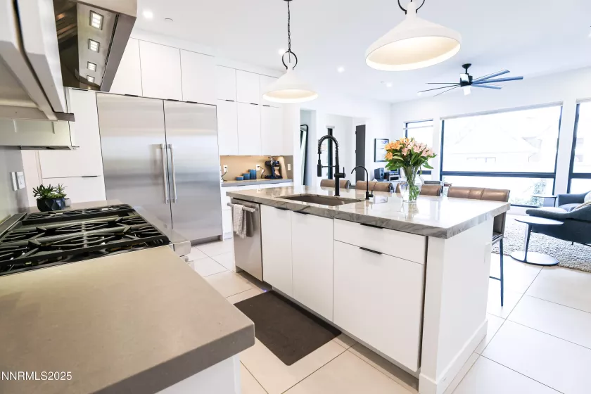 16 Persano, Reno, Nevada 89511, 2 Bedrooms Bedrooms, ,3 BathroomsBathrooms,Residential,Residential,Persano,250054712